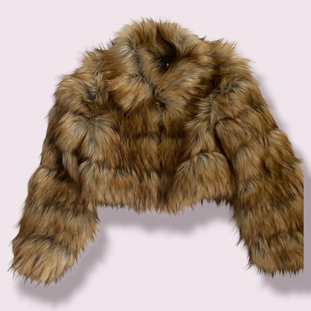 Crop Fur Jacket - Picture 2 of 3